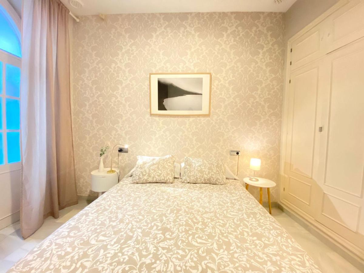 Apartamento Colon 1451 - Pleno Centro Y Wifi Gratis Кадис Екстериор снимка