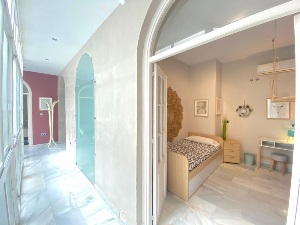 Apartamento Colon 1451 - Pleno Centro Y Wifi Gratis Кадис Екстериор снимка