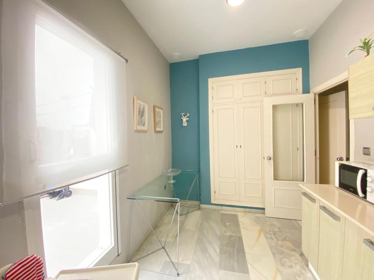 Apartamento Colon 1451 - Pleno Centro Y Wifi Gratis Кадис Екстериор снимка