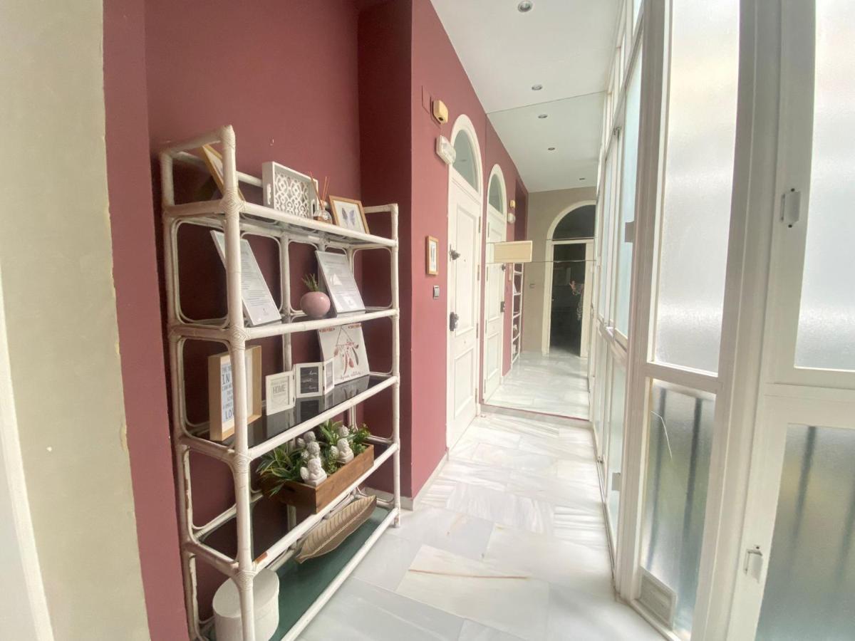 Apartamento Colon 1451 - Pleno Centro Y Wifi Gratis Кадис Екстериор снимка