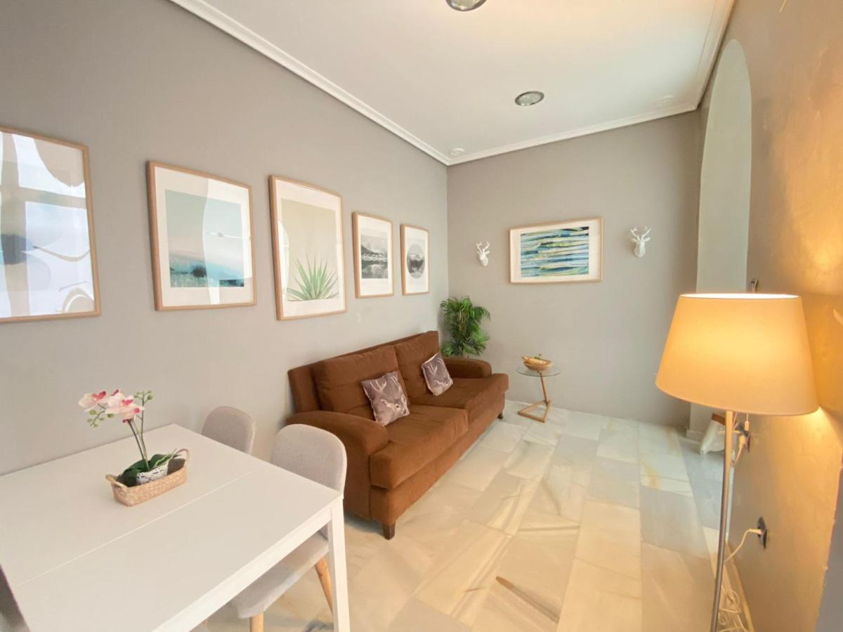 Apartamento Colon 1451 - Pleno Centro Y Wifi Gratis Кадис Екстериор снимка