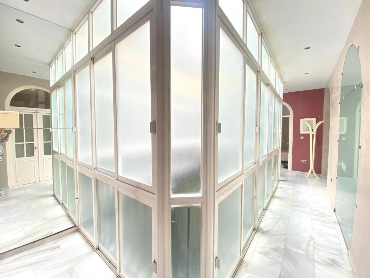 Apartamento Colon 1451 - Pleno Centro Y Wifi Gratis Кадис Екстериор снимка